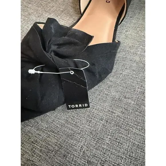 Torrid Twisted Bow Black Suede Flats Size 10 Wide New - Picture 7 of 12